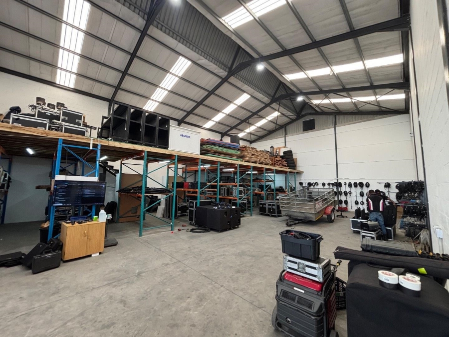 To Let commercial Property for Rent in Rivergate Western Cape